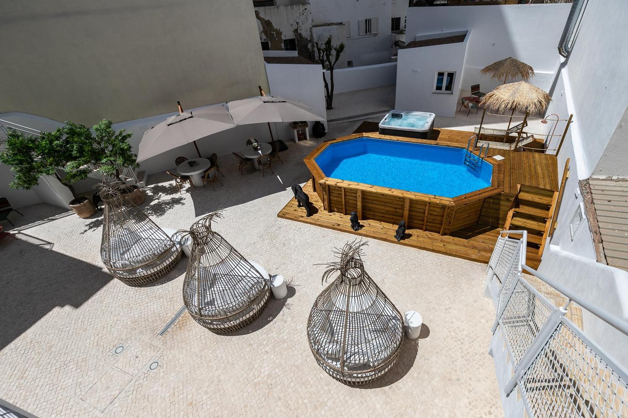Dona Simone Boutique Suites & Studios - By @ Rita'S Place FAO Eksteriør bilde